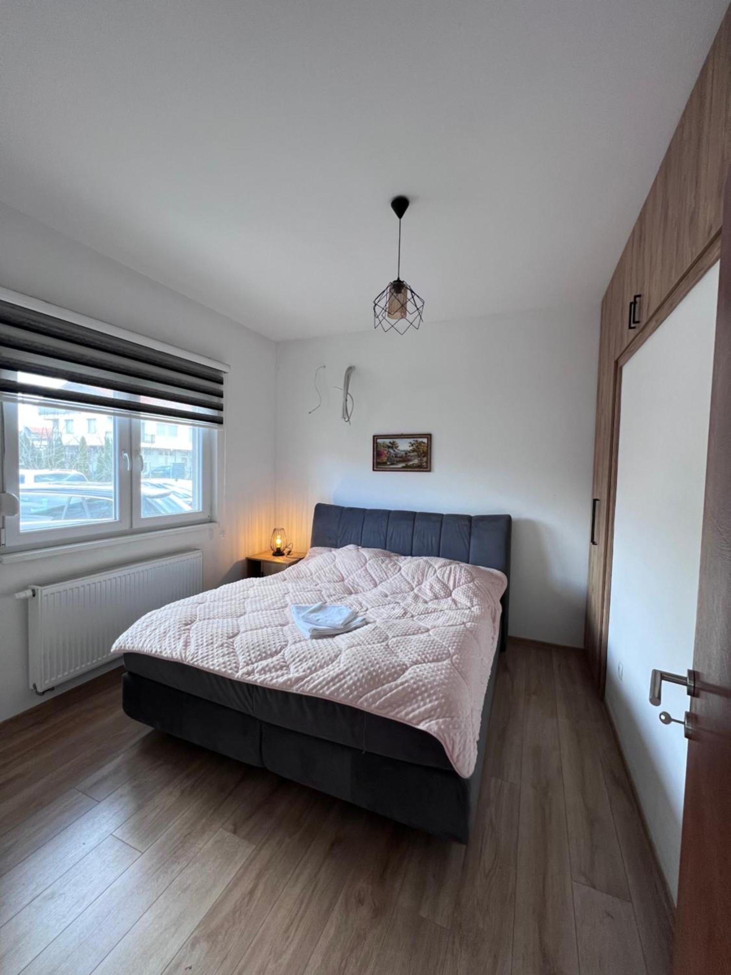 Oasis Royal Apartment *